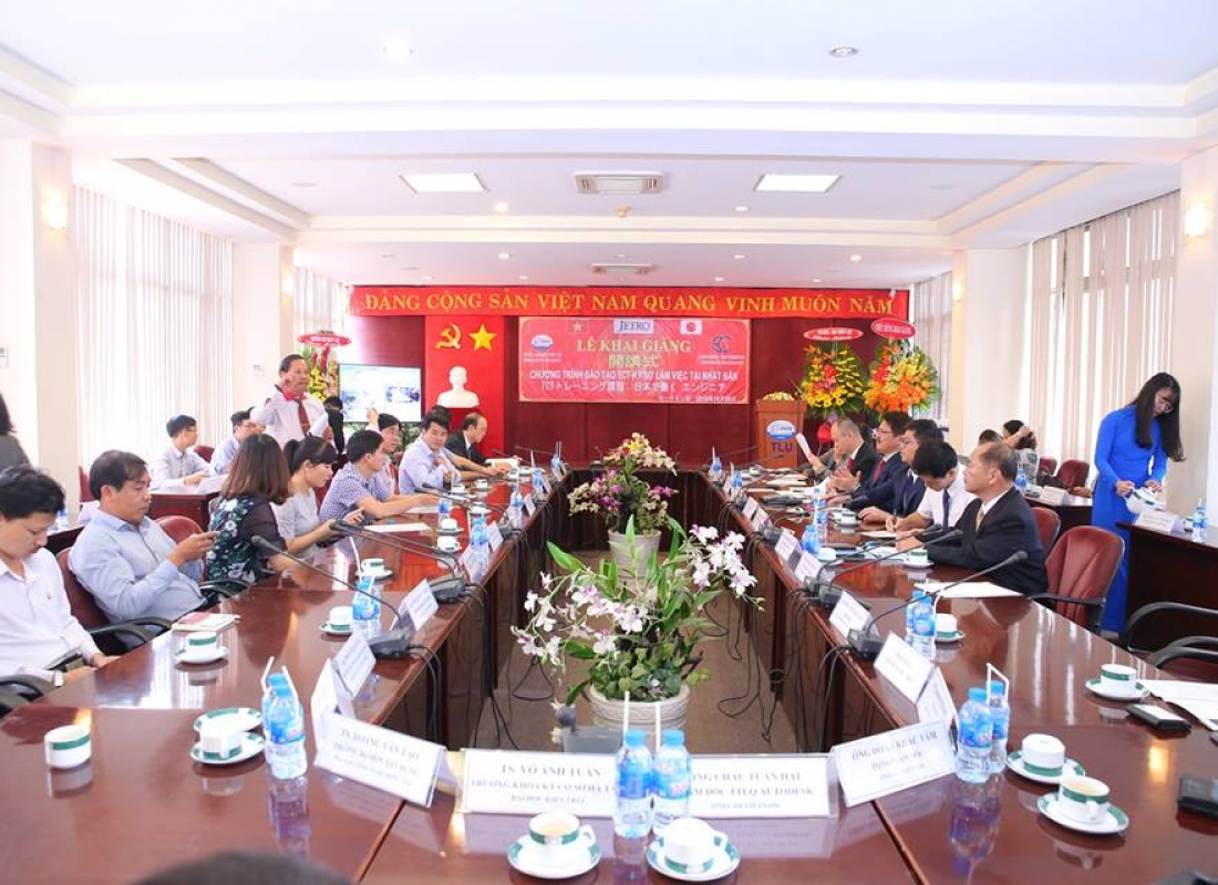 lễ khai giảng